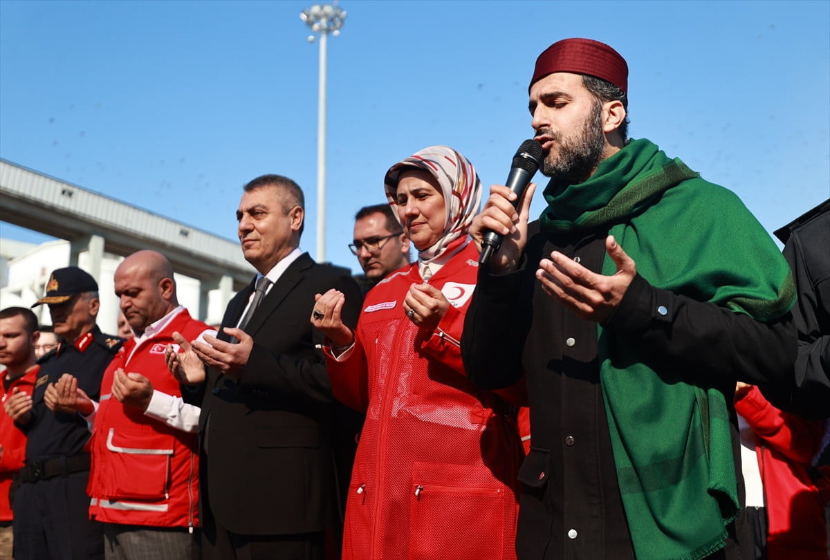 Türk Kızılay'ın Gazze'ye gönderilmek üzere hazırladığı içerisinde yaklaşık 175 bin gıda kolisi...