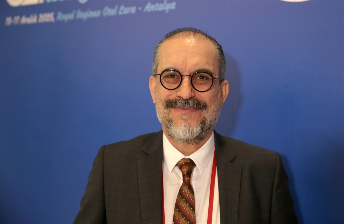 Türk Nöroloji Derneği Başkan Yardımcısı ve Dokuz Eylül Üniversitesi Tıp Fakültesi Nöroloji Ana...