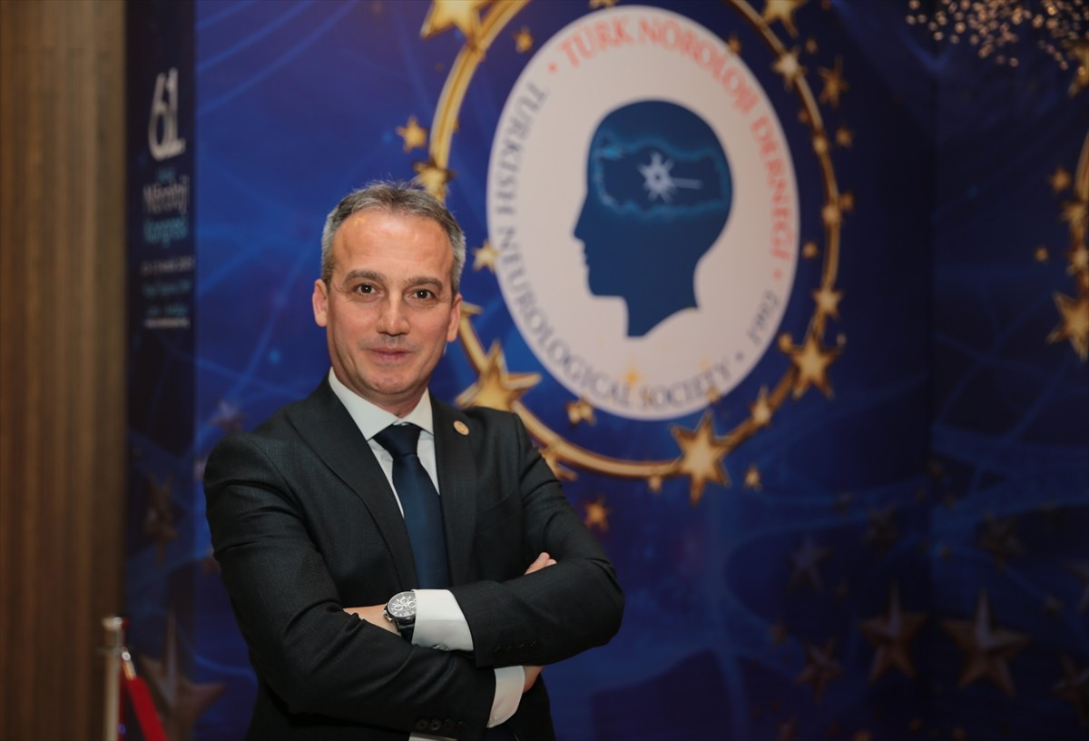 Türk Nöroloji Derneği tarafından Antalya'da düzenlenen 61'inci Ulusal Nöroloji Kongresi'ne katılan...
