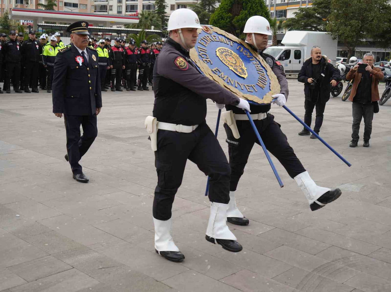 TÜRK POLİS TEŞKİLATI’NIN KURULUŞUNUN 181. YIL DÖNÜMÜ NEDENİYLE BALIKESİR’İN EDREMİT İLÇESİNDE...