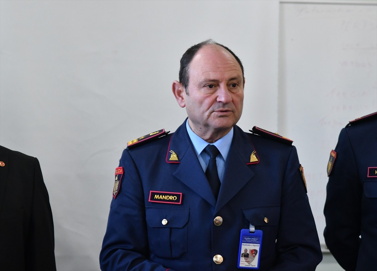 Türk polisinin Arnavutluk polisine yönelik "Kara para aklama ve terörizmin finansmanıyla mücadele"...