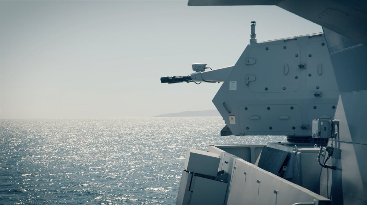 Türk savaş gemilerini hava tehditlerine karşı koruyan ASELSAN GÖKDENİZ Yakın Hava Savunma Sistemi...