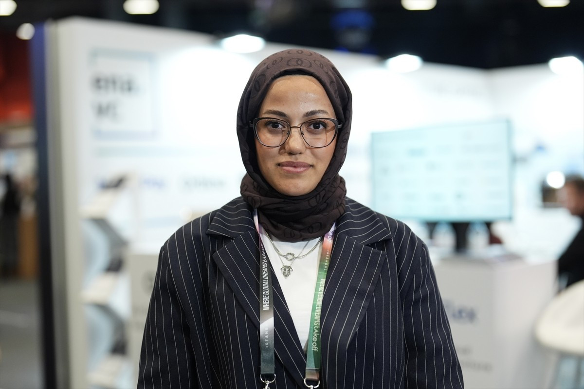 Türk şirketi Orbina, kurumlara Türkçe yapay zeka desteği veriyor. Orbina Kurucu Ortağı ve Üst...