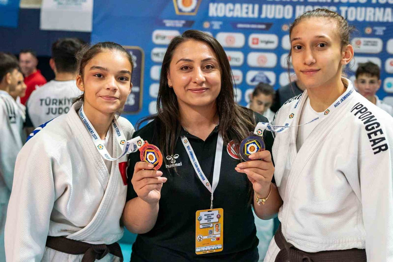 TÜRK SPORUNA KAZANDIRDIĞI BAŞARILI SPORCULARLA ULUSLARARASI ORGANİZASYONLARDA ADINDAN SÖZ ETTİREN...