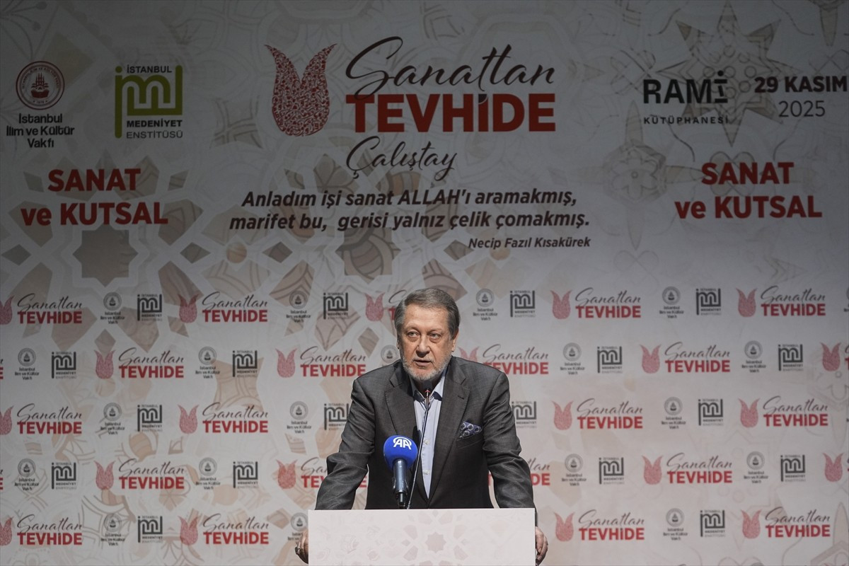 Türk Tasavvuf Musikisi ve Folklorünü Araştırma ve Yaşatma Vakfı'nın Mütevelli Heyeti Başkanı Ahmet...