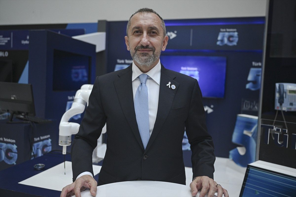 Türk Telekom Üst Yöneticisi Ümit Önal, Bilgi Teknolojileri ve İletişim Kurumu'nda (BTK) düzenlenen...