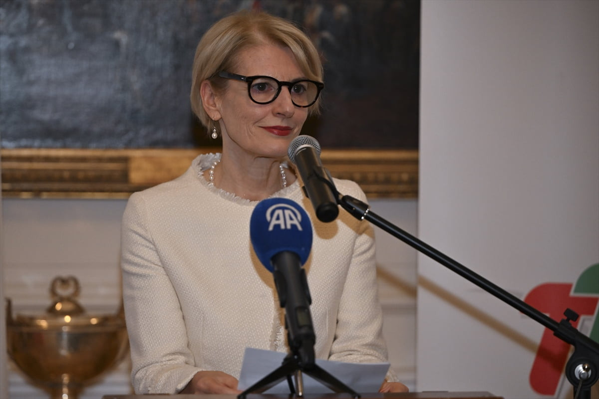 Türk tenisinin tarihine ilişkin belgesel ve kitap, İngiltere'nin Ankara Büyükelçiliğinde...