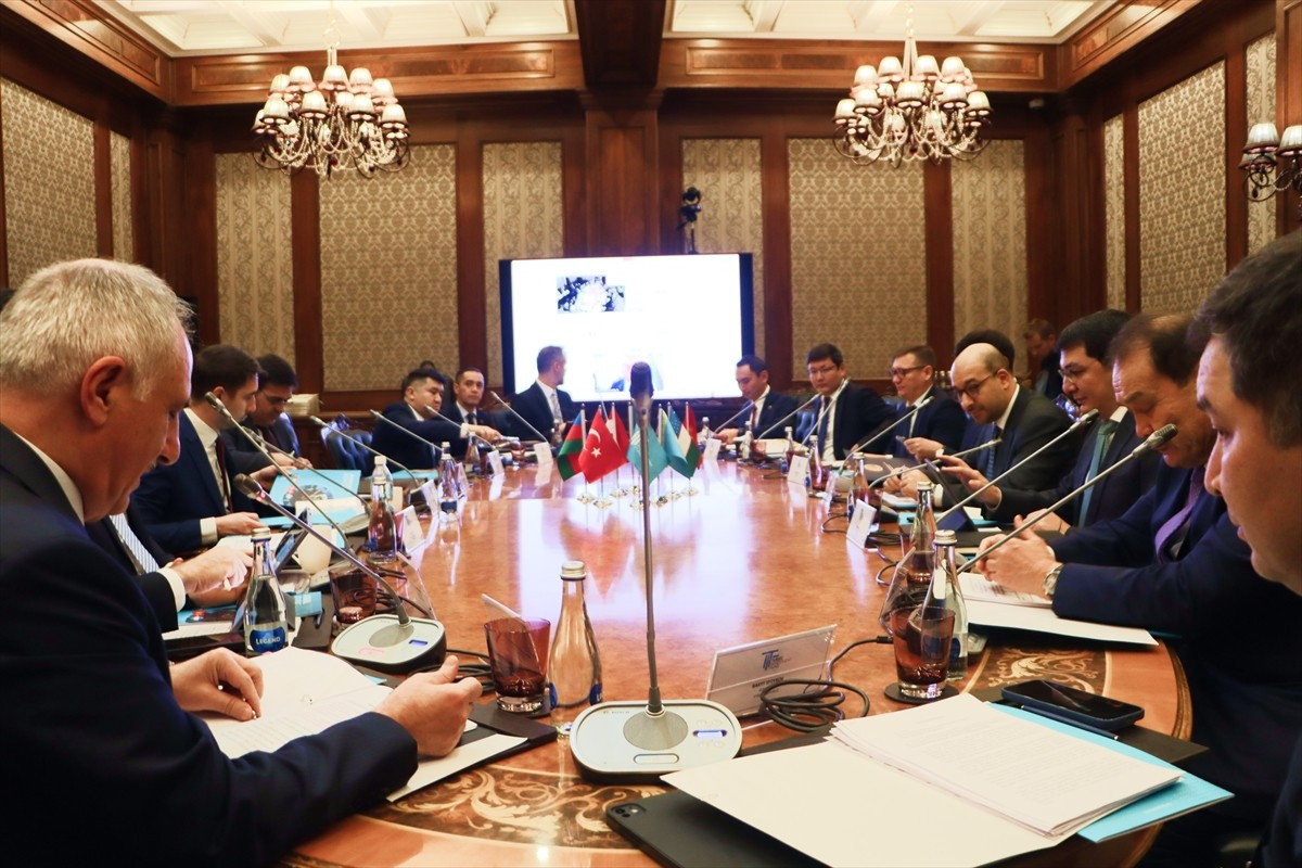 Türk Yatırım Fonu yönetim kurulu, guvernörler toplantısı sonrasında fonun operasyonel...