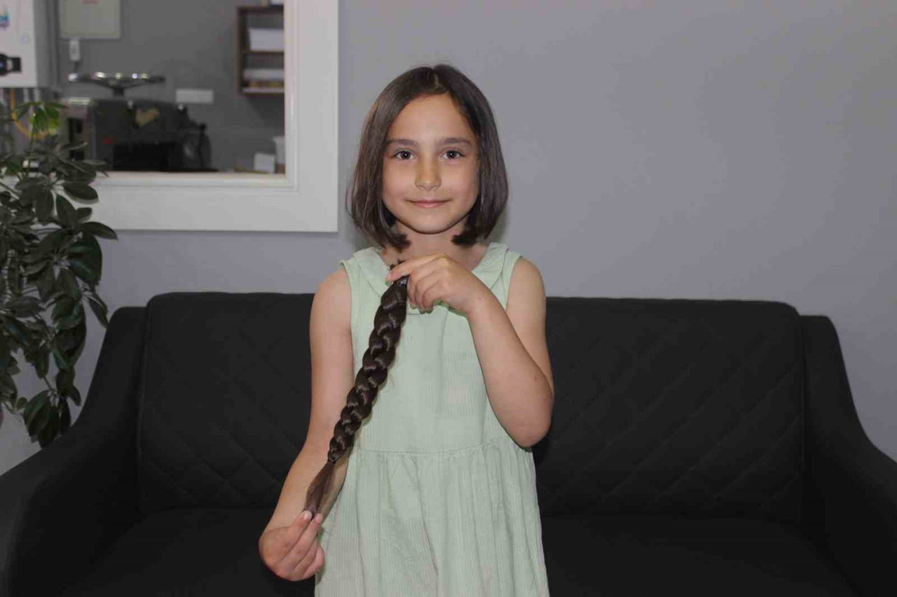 TÜRKELİ’DE 9 YAŞINDAKİ EYLÜL’DEN ANLAMLI BAĞIŞ TÜRKELİ İLÇESİNDE YAŞAYAN 9 YAŞINDAKİ EYLÜL DEMİR...