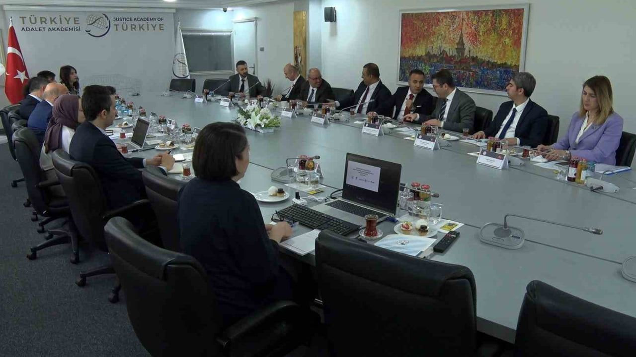 Türkiye Adalet Akademisi Akıllı Eğitim Projesini Tanıttı