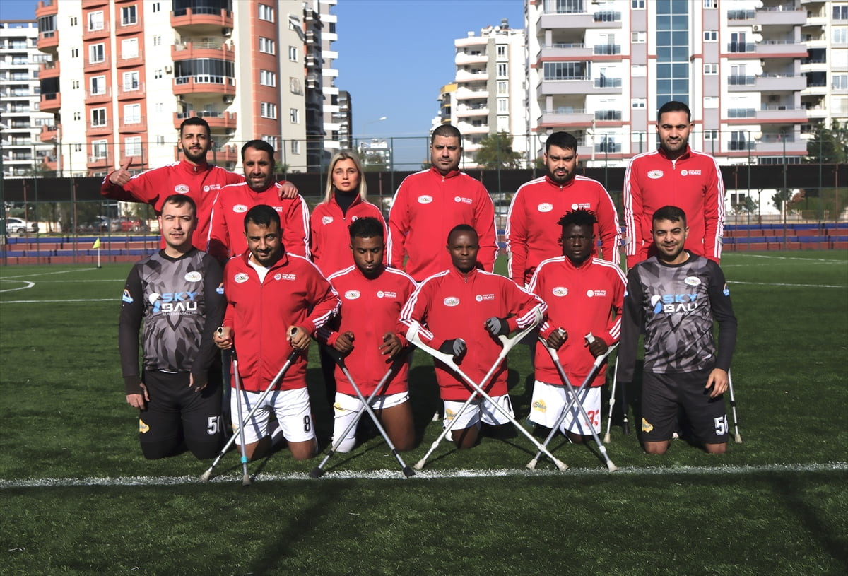 Türkiye Ampute Futbol 1. Ligi'nde mücadele eden Mersin ekibi Olimpik Yetenekler Spor Kulübü, Süper...