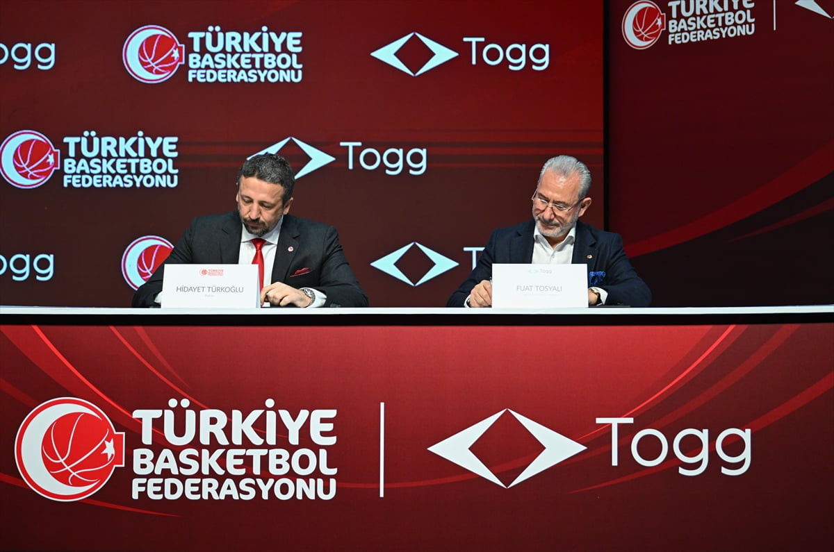 Türkiye Basketbol Federasyonu (TBF) ile TOGG arasında milli takımlar ana sponsorluk anlaşması...