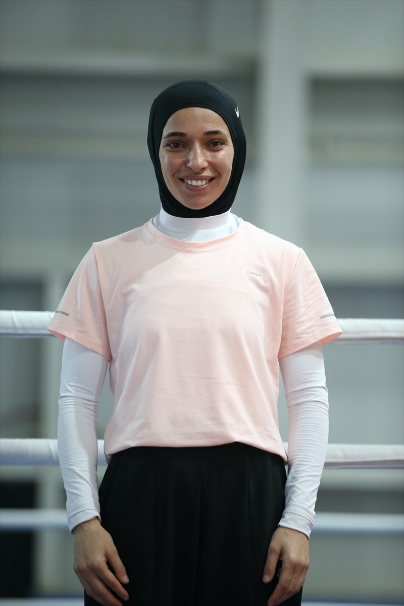 Türkiye boks şampiyonları Rabia Topuz (fotoğrafta) ve Evin Erginoğuz, Riyad 2025 İslami Dayanışma...