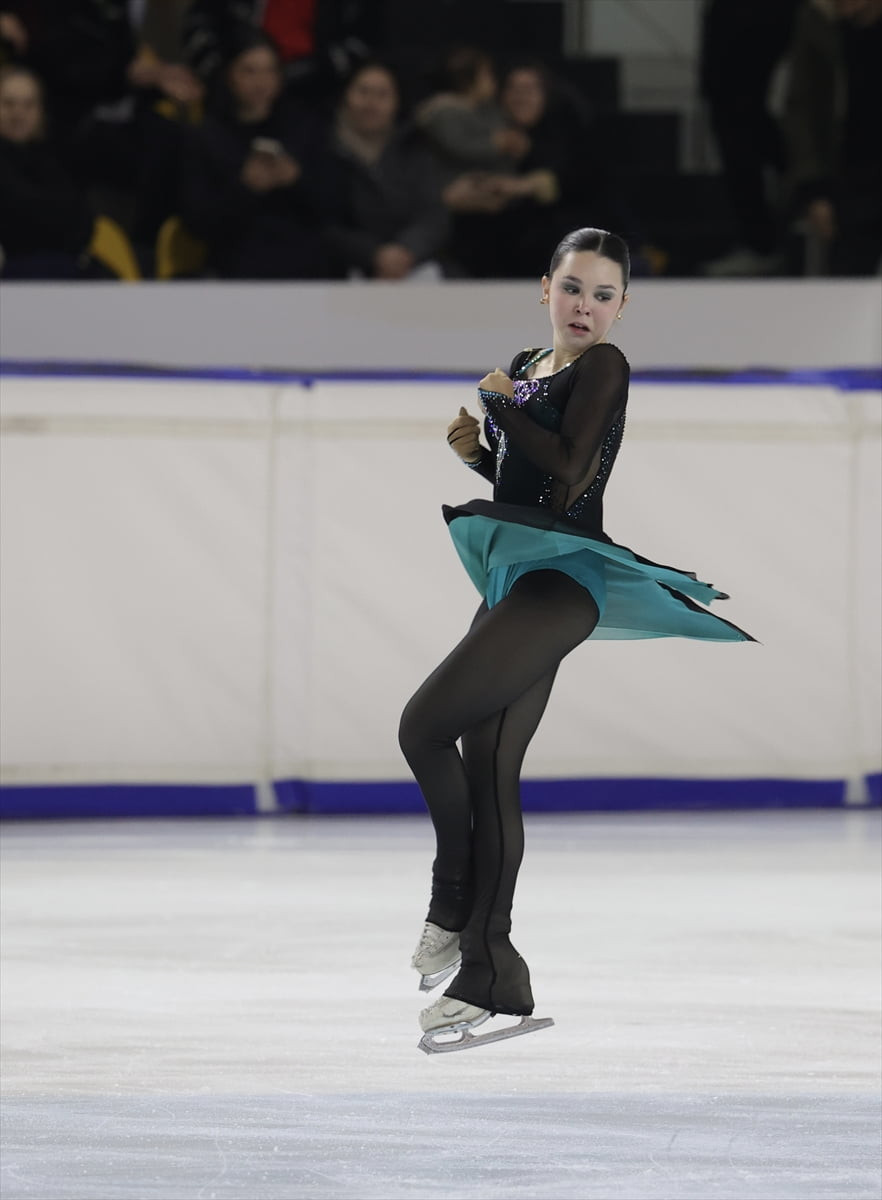 Türkiye Buz Pateni Federasyonu tarafından Kocaeli’de düzenlenen Artistik Buz Pateni Türkiye...