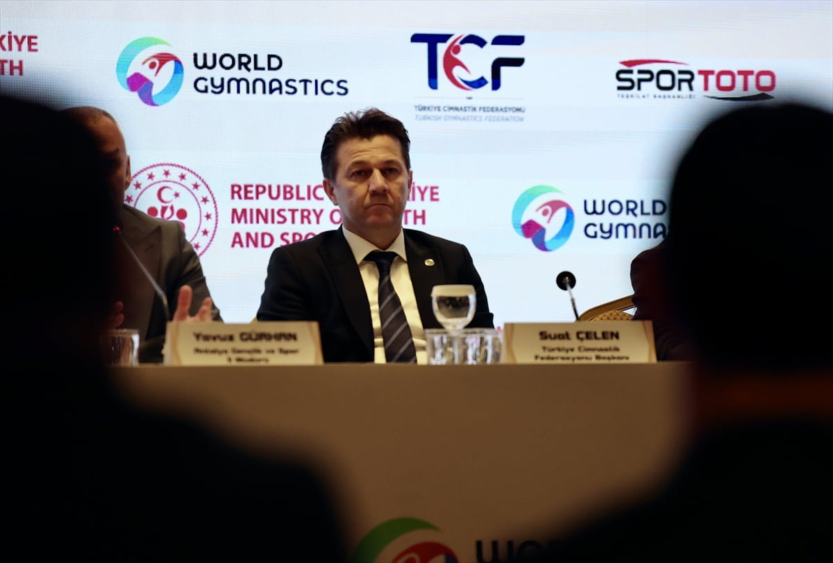 Türkiye Cimnastik Federasyonu (TCF) Başkanı Suat Çelen, Antalya'da devam eden Artistik Cimnastik...