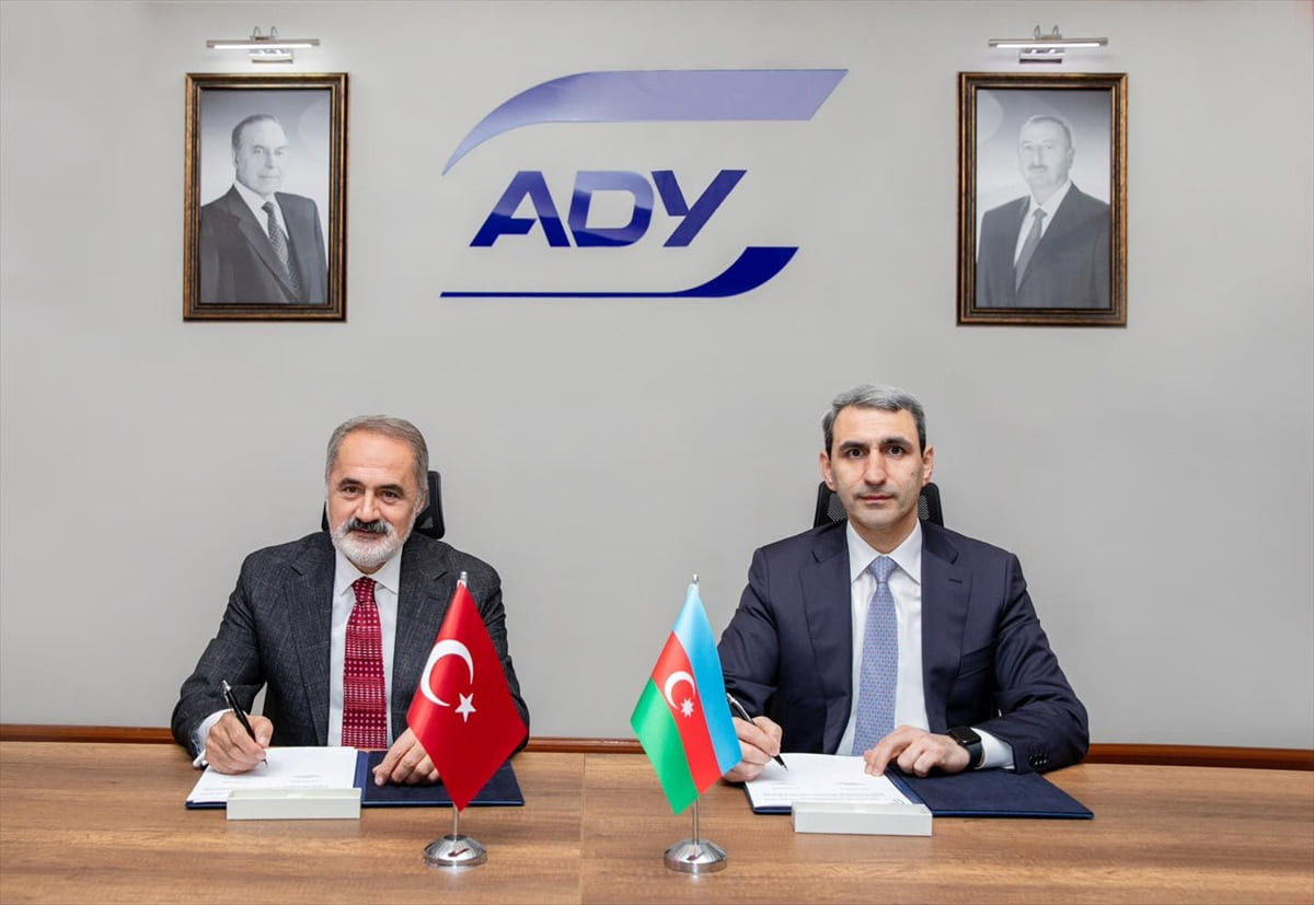 Türkiye Cumhuriyeti Devlet Demiryolları (TCDD) ile Azerbaycan Demir Yolları (ADY) arasında demir...