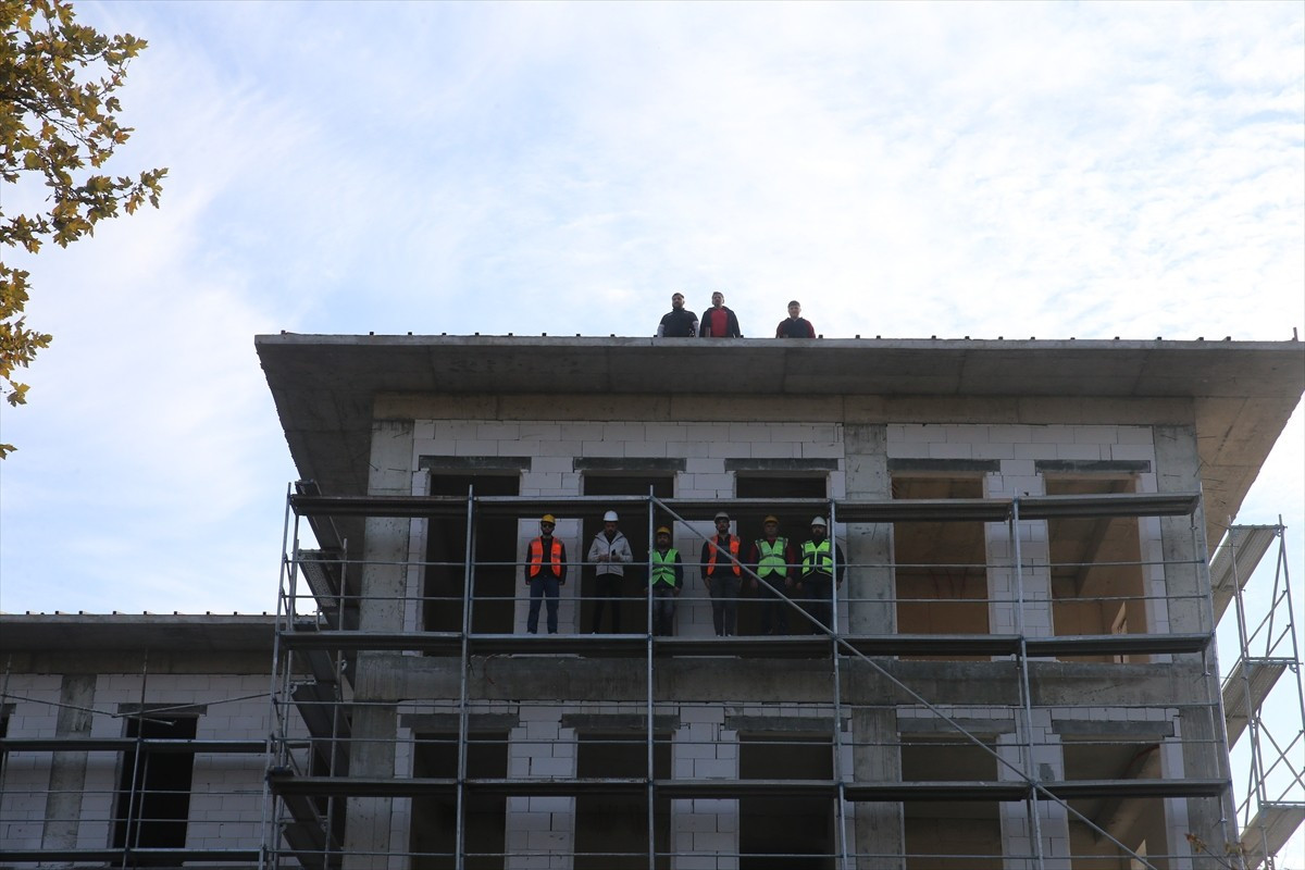 Türkiye Cumhuriyeti'nin kurucusu Gazi Mustafa Kemal Atatürk, ebediyete intikalinin 87. yılında...