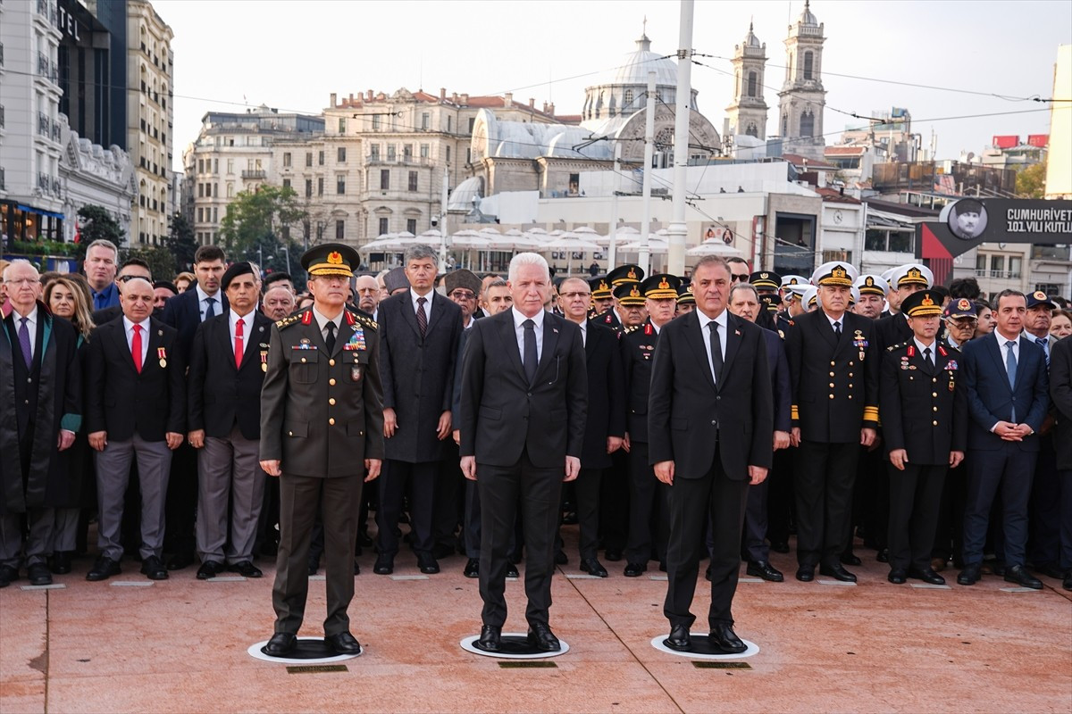 Türkiye Cumhuriyeti'nin kurucusu Gazi Mustafa Kemal Atatürk, ebediyete intikalinin 87'nci yılında...