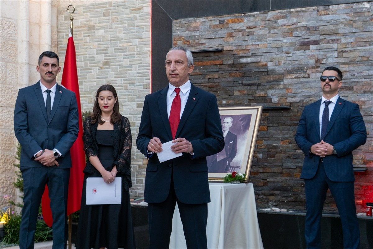 Türkiye Cumhuriyeti'nin kuruluşunun 102. yılı, işgal altındaki Doğu Kudüs'te, Türkiye’nin Filistin...