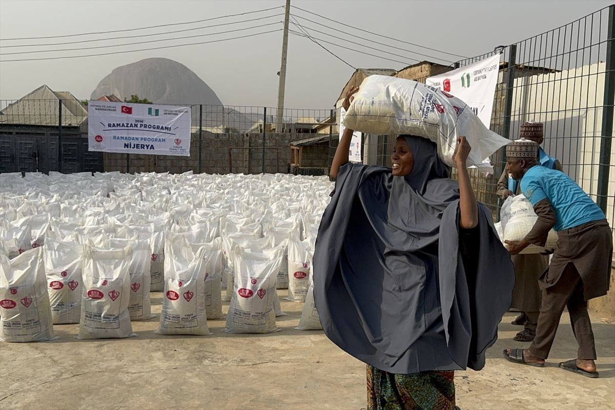 Türkiye Diyanet Vakfı (TDV) ramazan dolayısıyla Nijerya'nın Niger eyaletinde ihtiyaç sahiplerine...