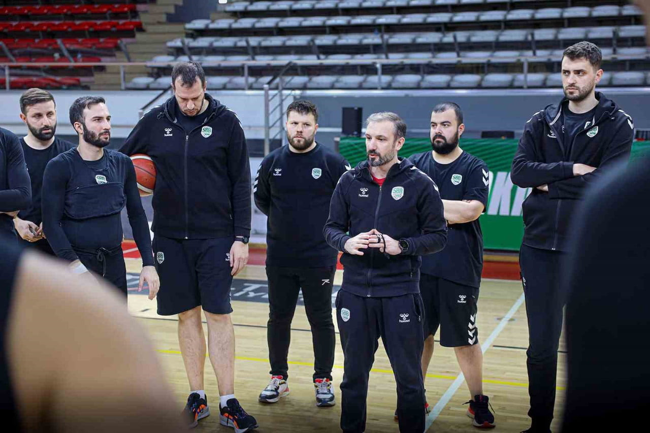 TÜRKİYE ERKEKLER BASKETBOL 2. LİGİ’NDE NORMAL SEZONU LİDER TAMAMLAYAN SAKARYA BÜYÜKŞEHİR BASKETBOL...