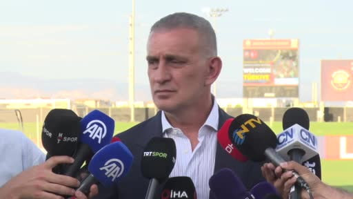 Türkiye Futbol Federasyonu Başkanı İbrahim Hacıosmanoğlu, A Milli Futbol Takımı'nın eski teknik...