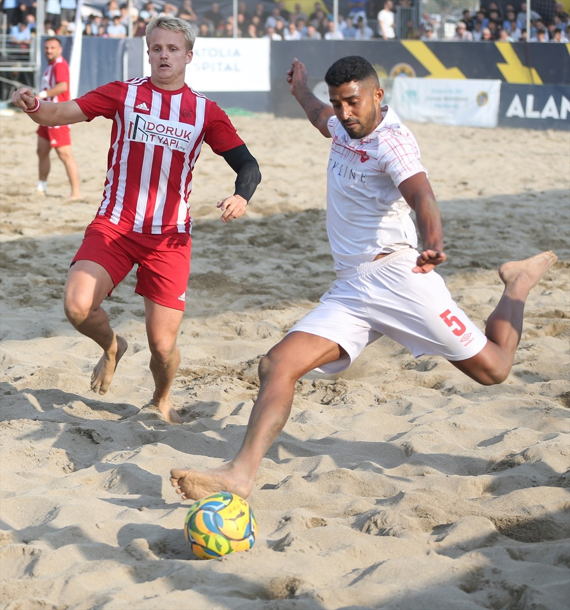 Türkiye Futbol Federasyonunun (TFF), Alanya Belediyesinin ev sahipliğinde düzenlediği TFF Plaj...