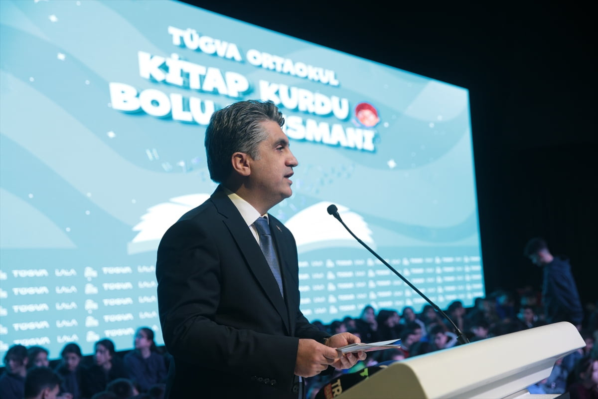 Türkiye Gençlik Vakfı (TÜGVA) tarafından düzenlenen "TÜGVA Ortaokul Kitap Kurdu Bolu" tanıtım...