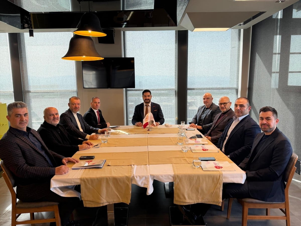 Türkiye Güreş Federasyonu Yönetim Kurulu Toplantısı, Ankara'da gerçekleştirildi. Taha Akgül...