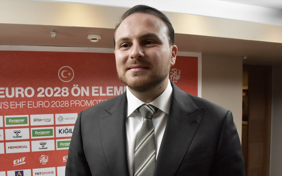 Türkiye Hentbol Federasyonu Başkanı Mesut Çebi, "Erkekler Avrupa'da 33'üncü, kadınlar ise 24'üncü...