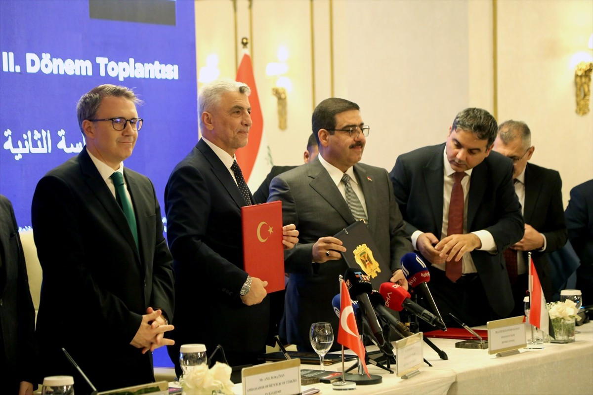 Türkiye ile Irak arasındaki ticari ve ekonomik ilişkilerin geliştirilmesi amacıyla Ekonomi ve...