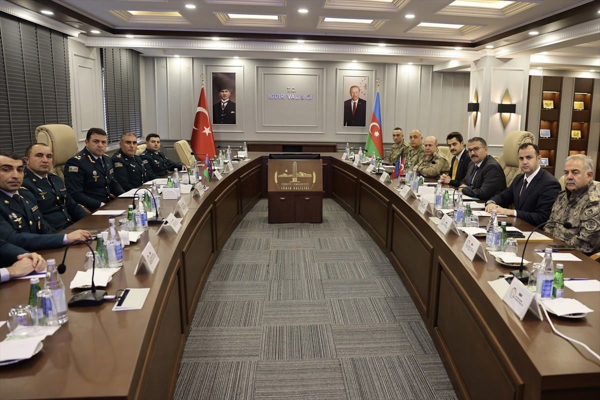 Türkiye ile Nahçıvan heyetleri, Iğdır'da "sınır güvenliği toplantısı" gerçekleştirdi.