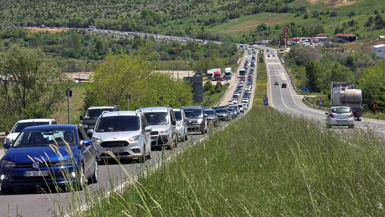TÜRKİYE İSTATİSTİK KURUMU (TÜİK) VERİLERİNE GÖRE KARABÜK'TE MAYIS AYI SONU İTİBARIYLA TRAFİĞE...
