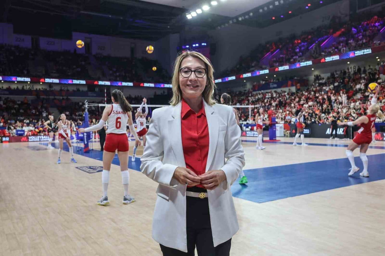 TÜRKİYE KADIN VOLEYBOL MİLLİ TAKIMLAR ANA SPONSORU VE SULTANLAR LİGİ İSİM SPONSORU VODAFONE, 2026...
