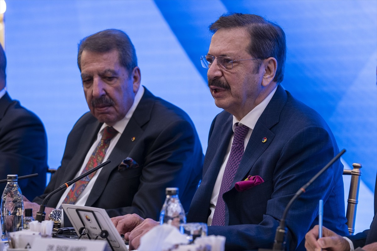 Türkiye-Mısır Yuvarlak Masa Toplantısı, Türkiye Odalar ve Borsalar Birliği (TOBB) Başkanı Rifat...