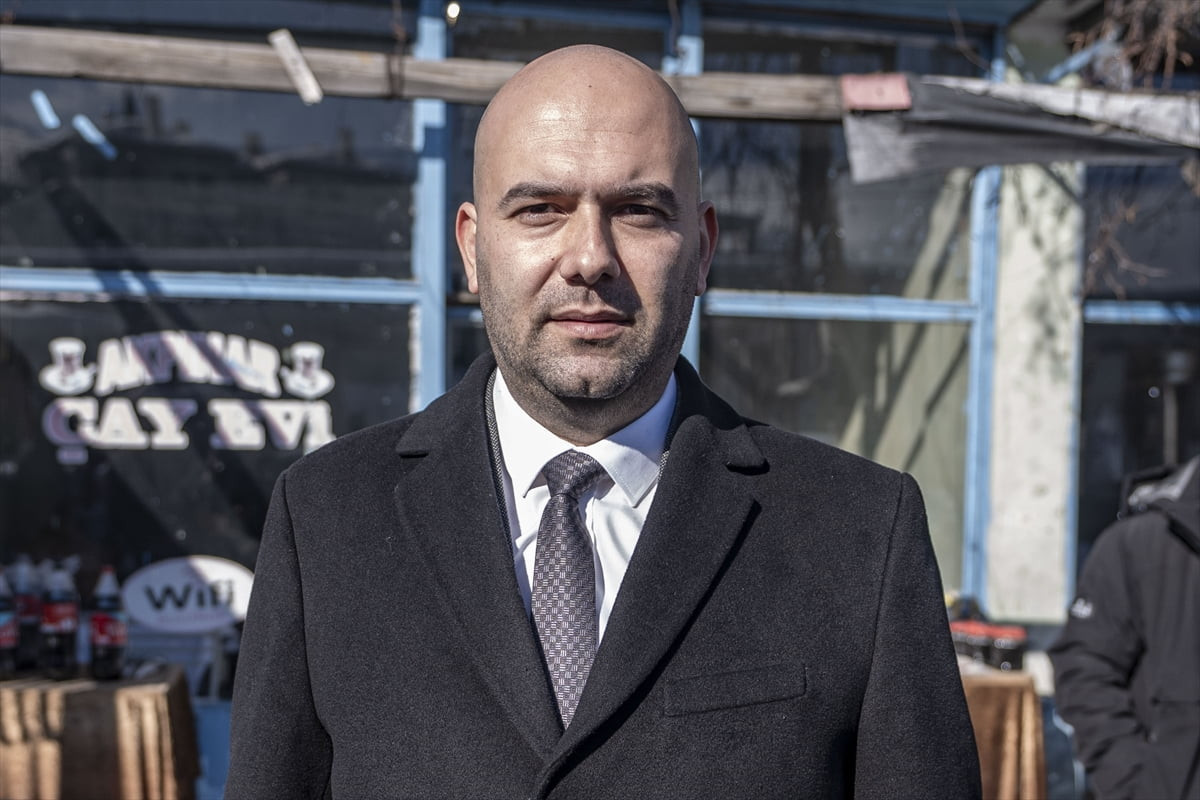 Türkiye Satranç Federasyonu (TSF), her kesimden ilgi gören organizasyonları "halkın satranç...