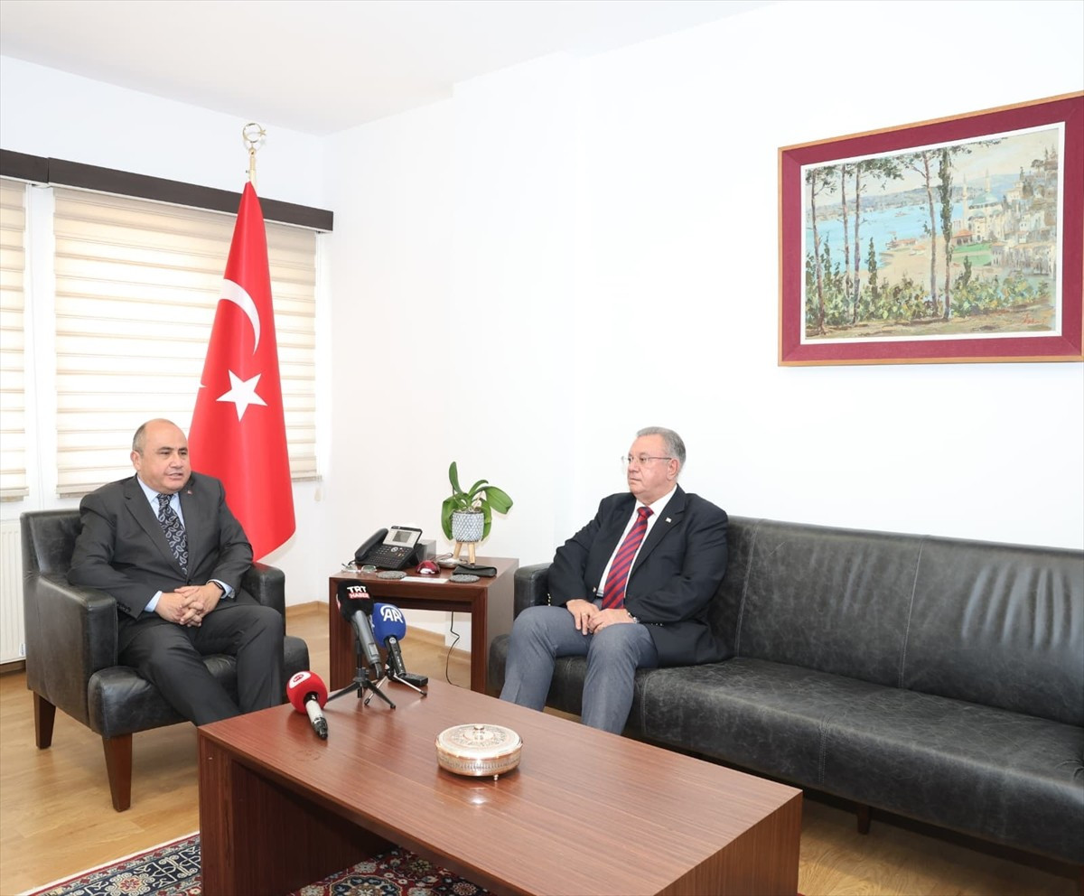 Türkiye tarafından Kıbrıs'ın iki kesiminde de faaliyetlerini yürüten Kayıp Şahıslar Komitesi'ne...