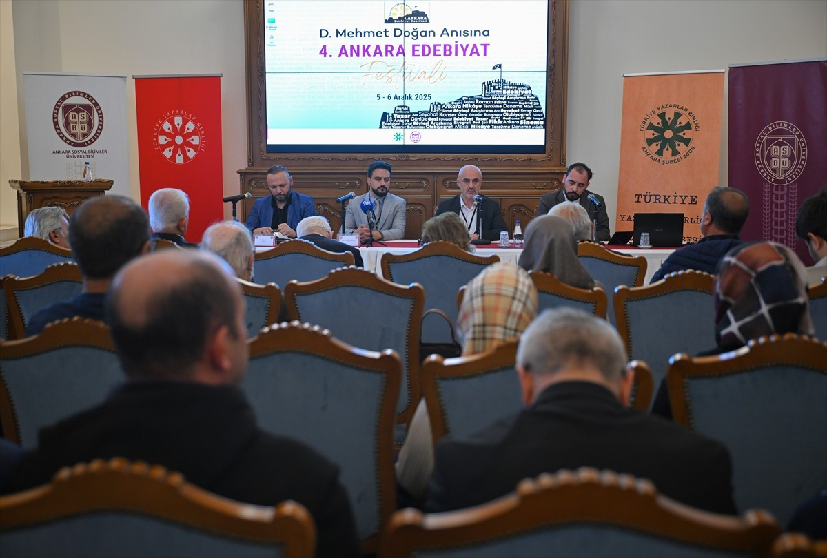 Türkiye Yazarlar Birliği ile Ankara Sosyal Bilimler Üniversitesi (ASBÜ) işbirliğinde düzenlenen 4....