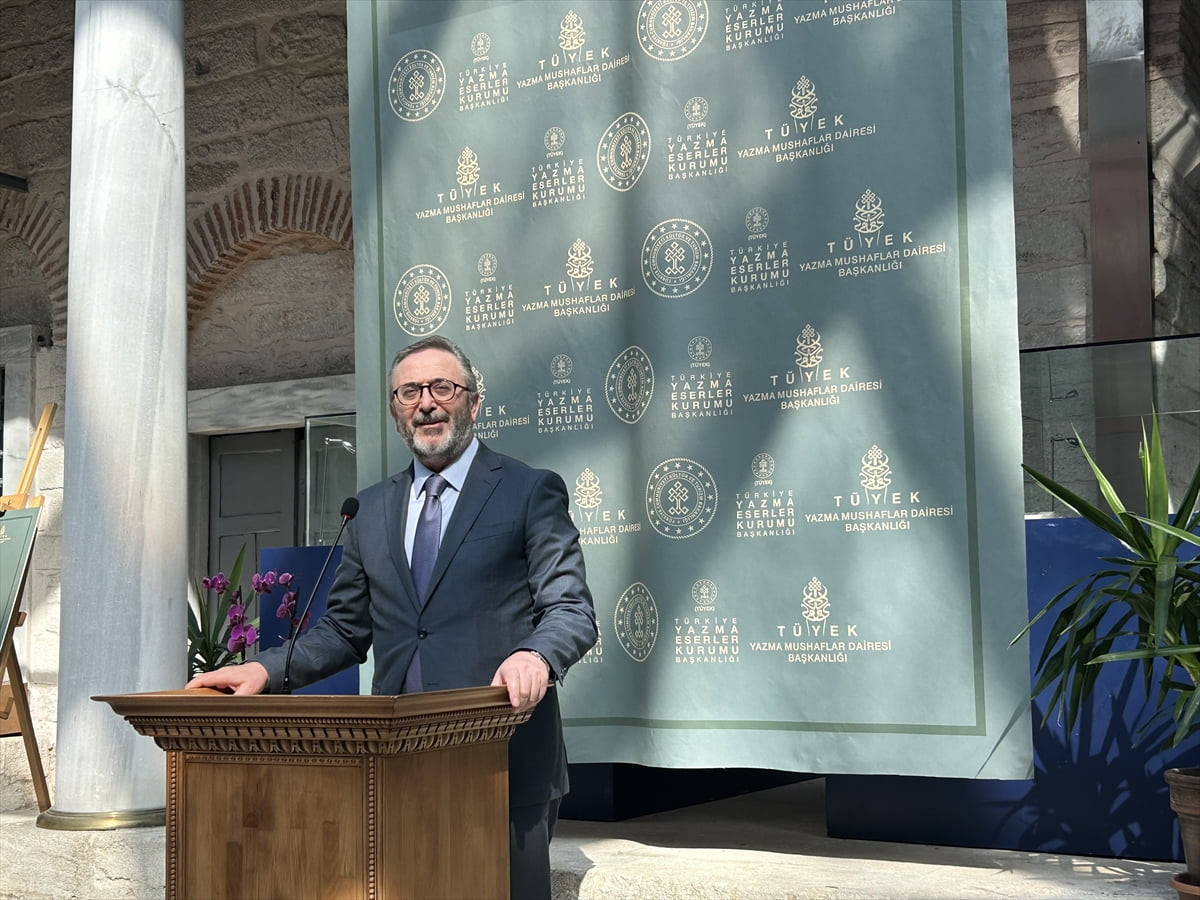 Türkiye Yazma Eserler Kurumu Başkanlığı (TÜYEK) bünyesinde Yazma Mushaflar Dairesi Başkanlığı...