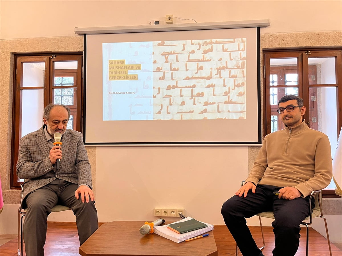 Türkiye Yazma Eserler Kurumu Başkanlığı (TÜYEK) bünyesinde Yazma Mushaflar Dairesi Başkanlığı...