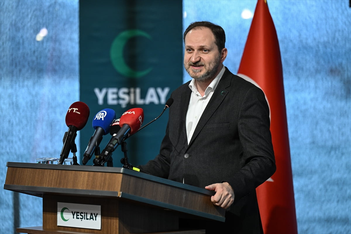 Türkiye Yeşilay Cemiyetinin "9 Şubat Dünya Sigarayı Bırakma Günü" kapsamında başlattığı "Bırak...