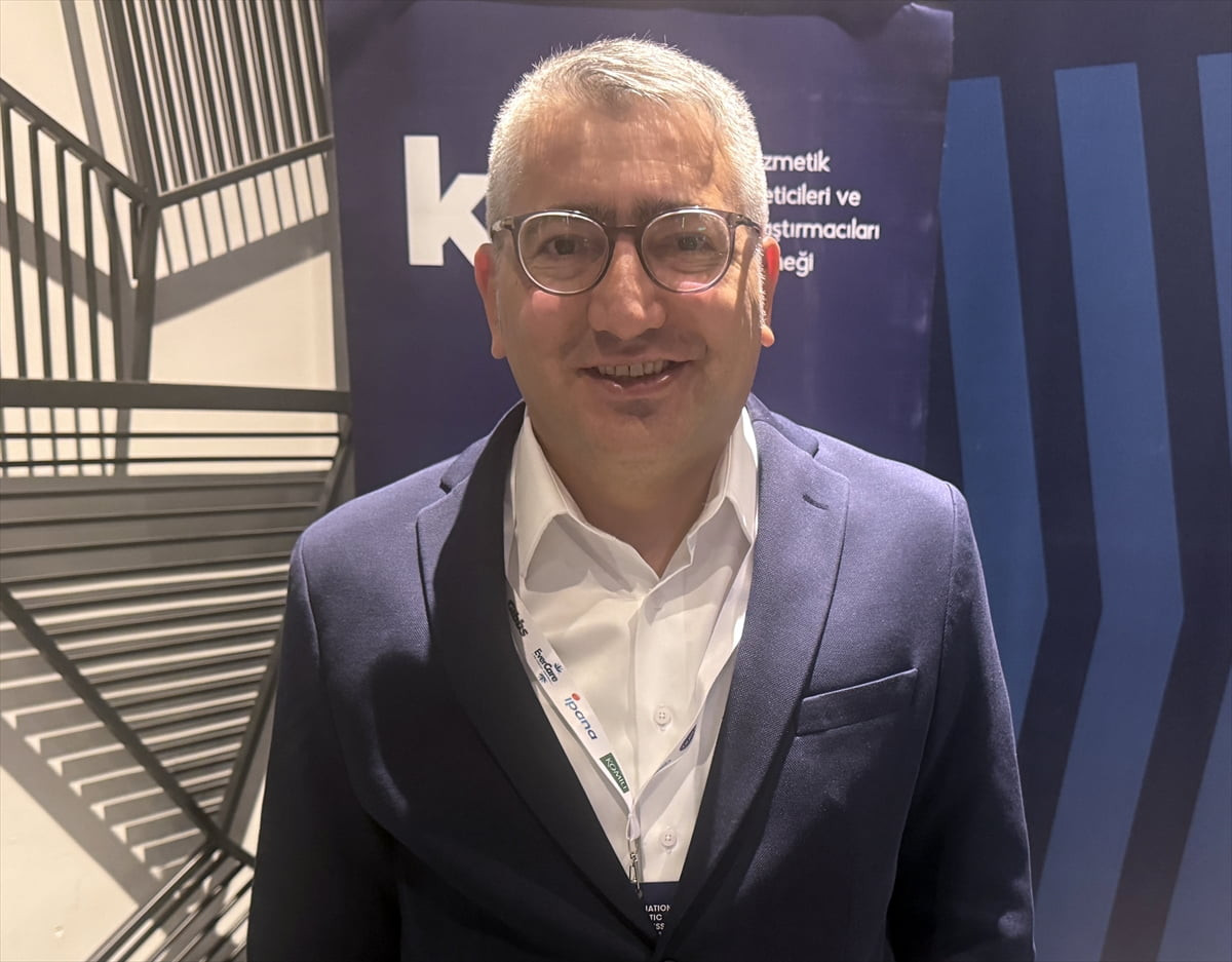 Türkiye'de hızla büyüyen kozmetik sektörü, ihracatını artırmak için Türk dizilerinin küresel...
