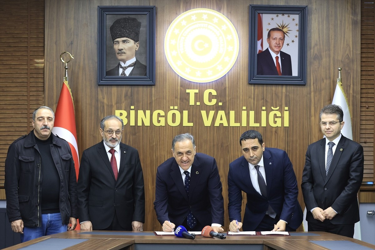 Türkiye'nin Avrupa Birliği (AB) nezdinde coğrafi işaret olarak tescillenen ilk balı olan Bingöl...