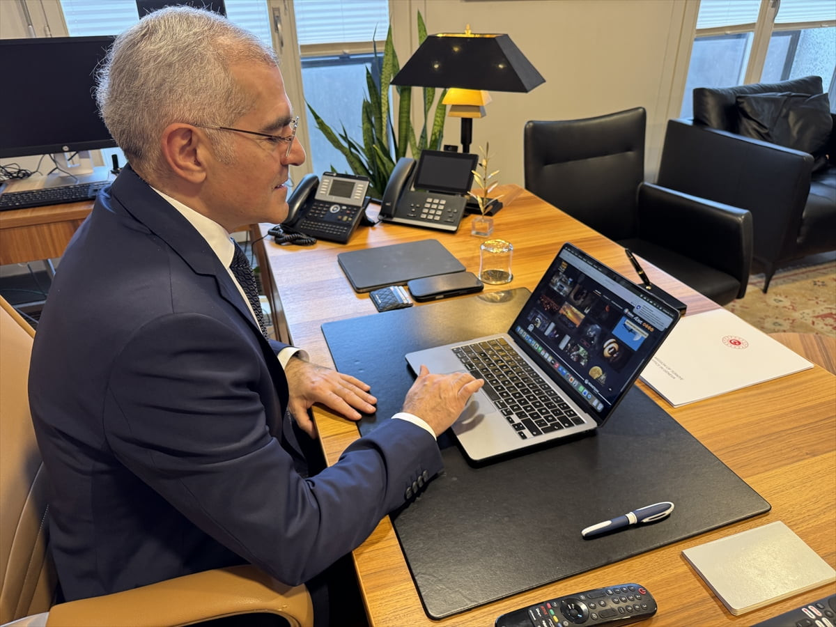 Türkiye'nin Birleşmiş Milletler (BM) Cenevre Ofisi nezdinde Daimi Temsilcisi Büyükelçi Burak...