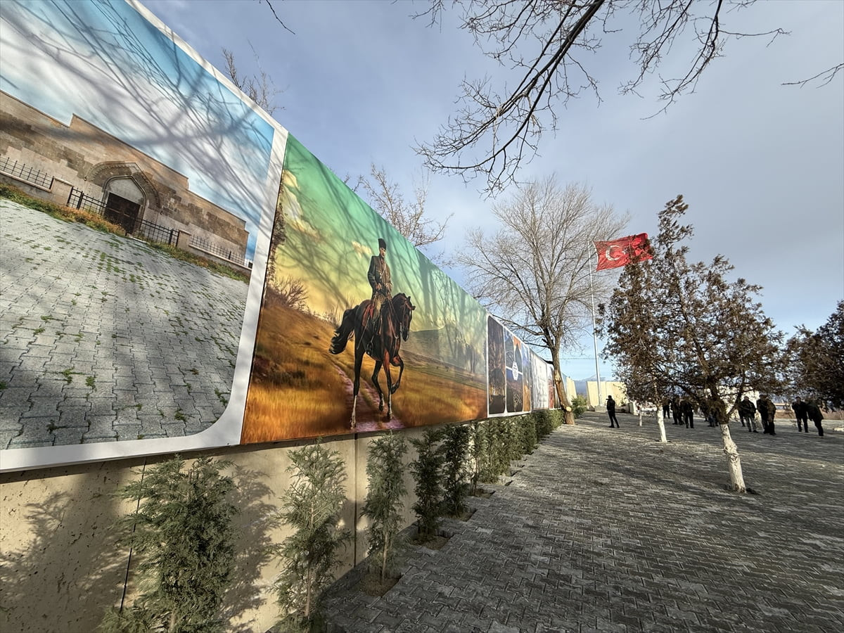 Türkiye'nin Ermenistan ile sınırındaki Alican Sınır Kapısı'nda yapılan çalışmaların yüzde 90'ı...