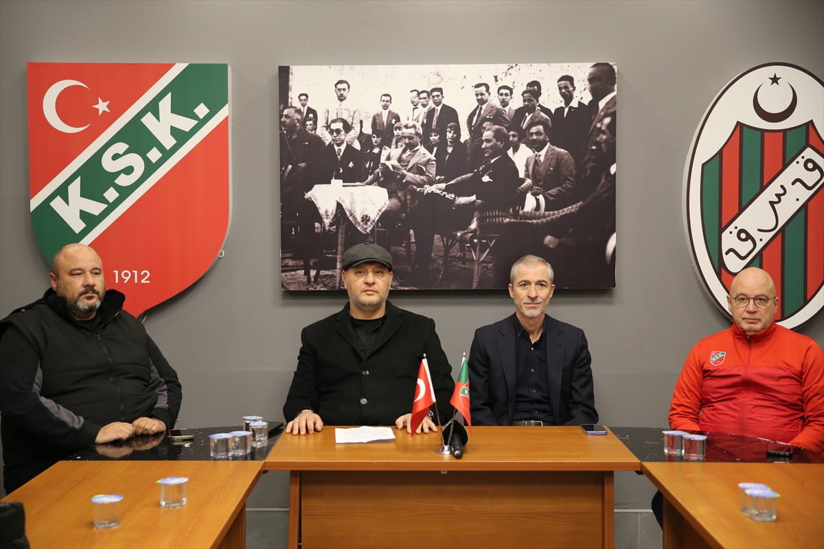 Türkiye'nin köklü spor kulüplerinden Karşıyaka, mali yapıyı güçlendirmek ve taraftar desteğini...