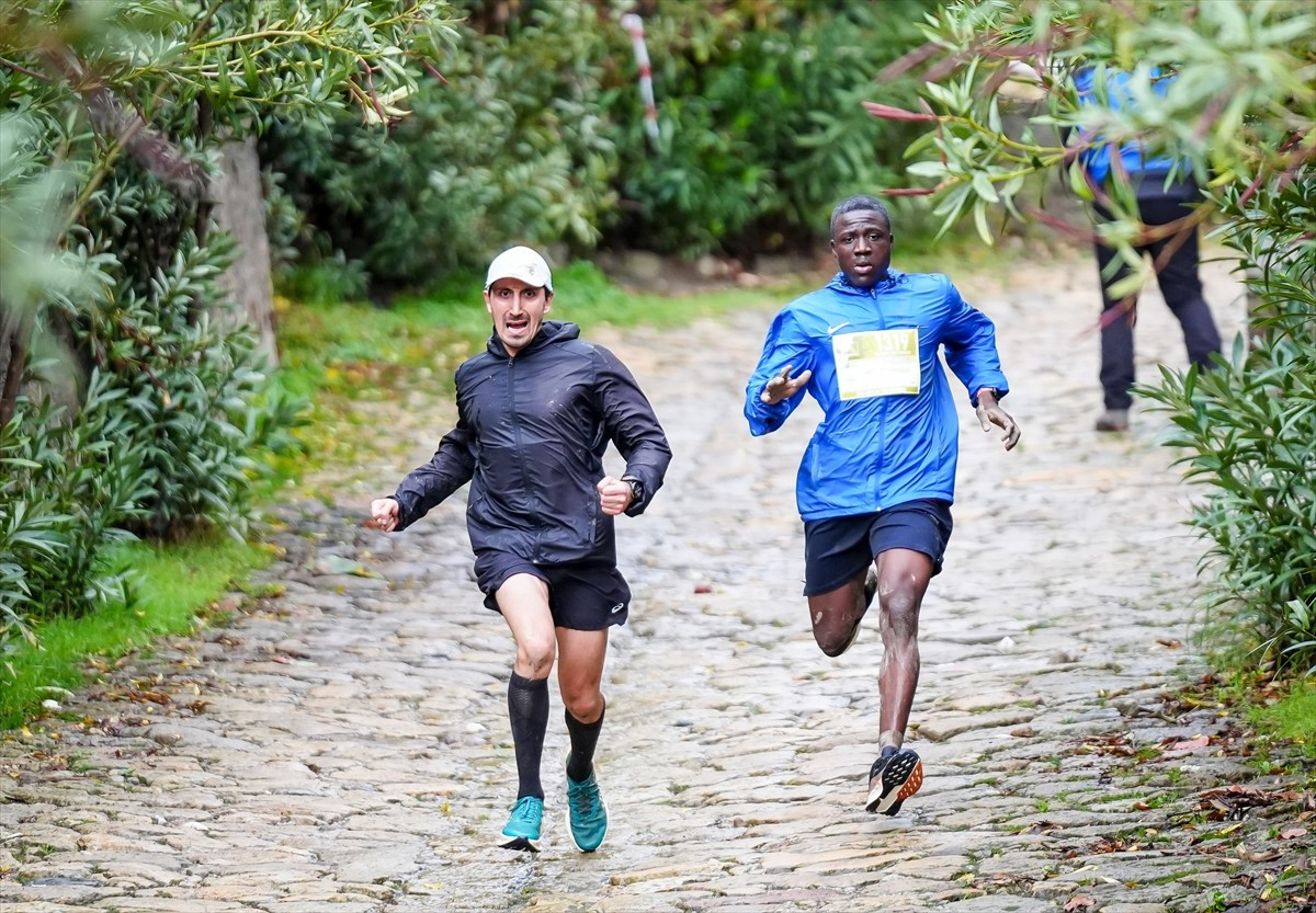 Türkiye'nin önemli patika koşu organizasyonlarından "Kar Spor İda Ultra" 9. kez doğaseverler ve...