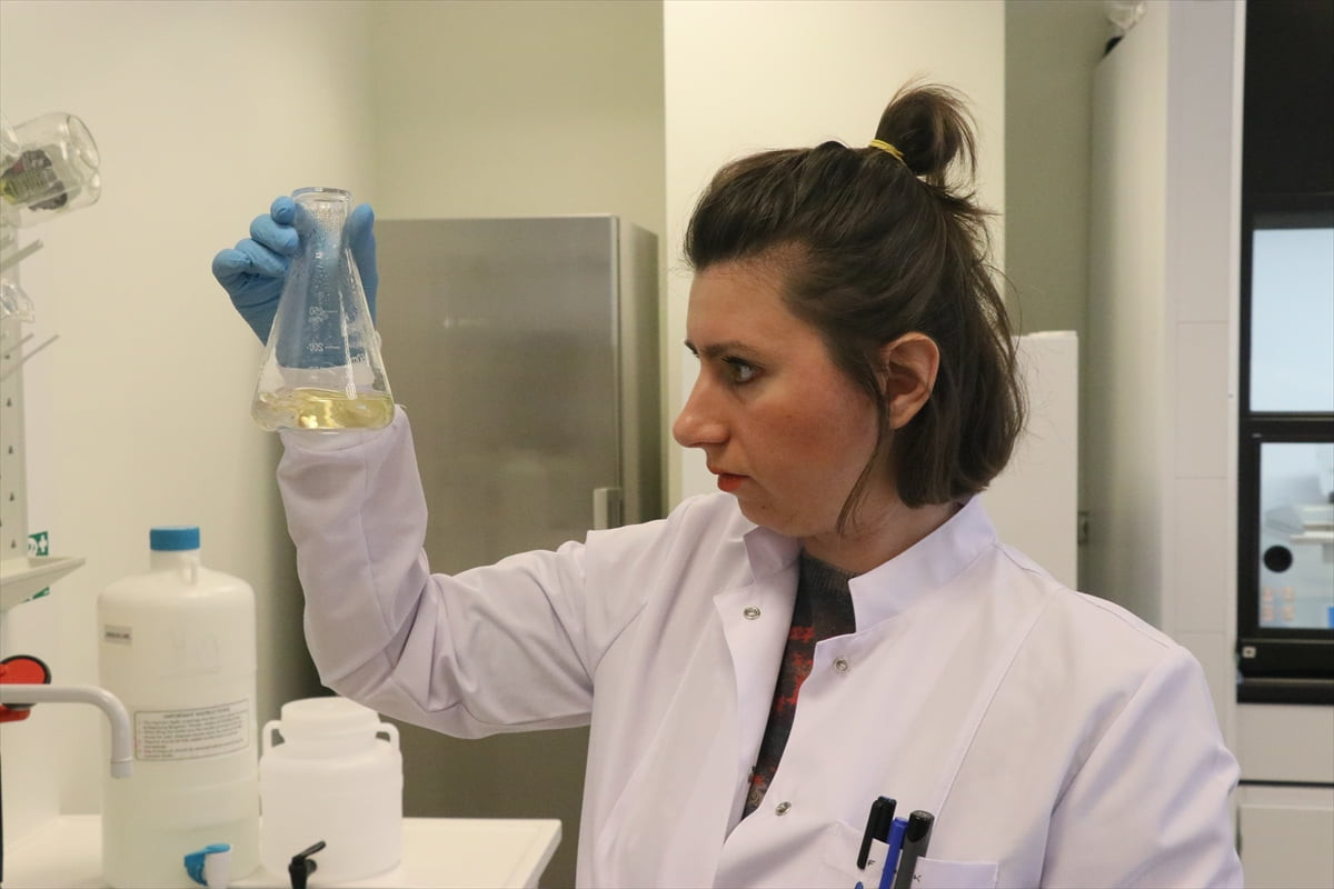 Türkiye'nin sağlık alanında ilk tematik araştırma merkezi olarak kurulan İzmir Biyotıp ve Genom...