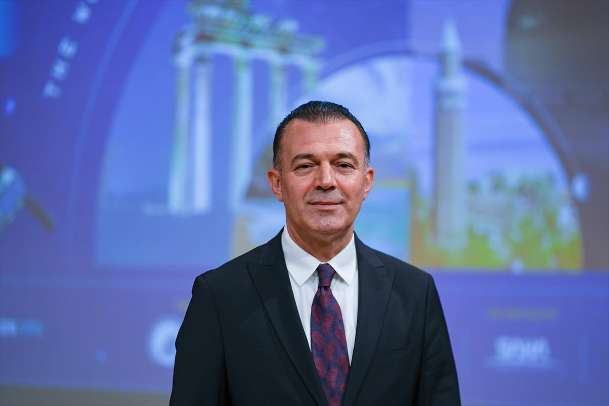 Türkiye'nin uzay yolculuğunda Antalya'da 5-9 Ekim 2026'da düzenlenecek 77. Uluslararası Uzay...