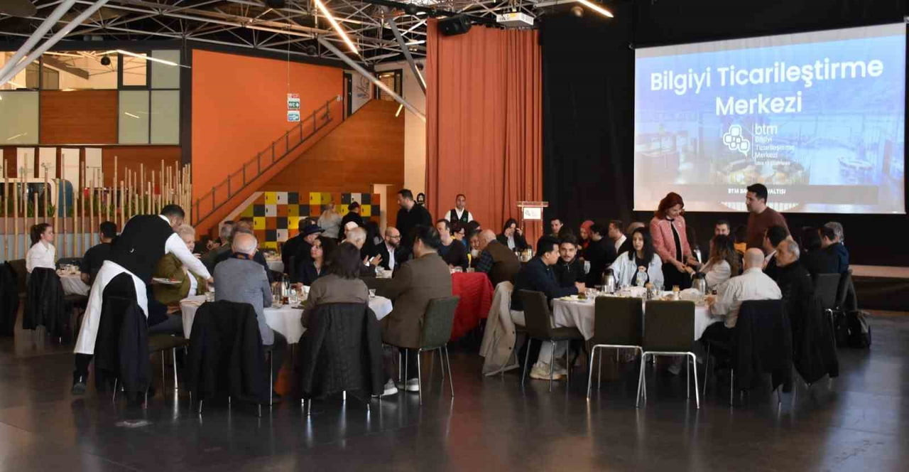 TÜRKİYE’DE GİRİŞİMCİLİK EKOSİSTEMİNE KATKIDA BULUNAN BİLGİYİ TİCARİLEŞTİRME MERKEZİ (BTM), 10...